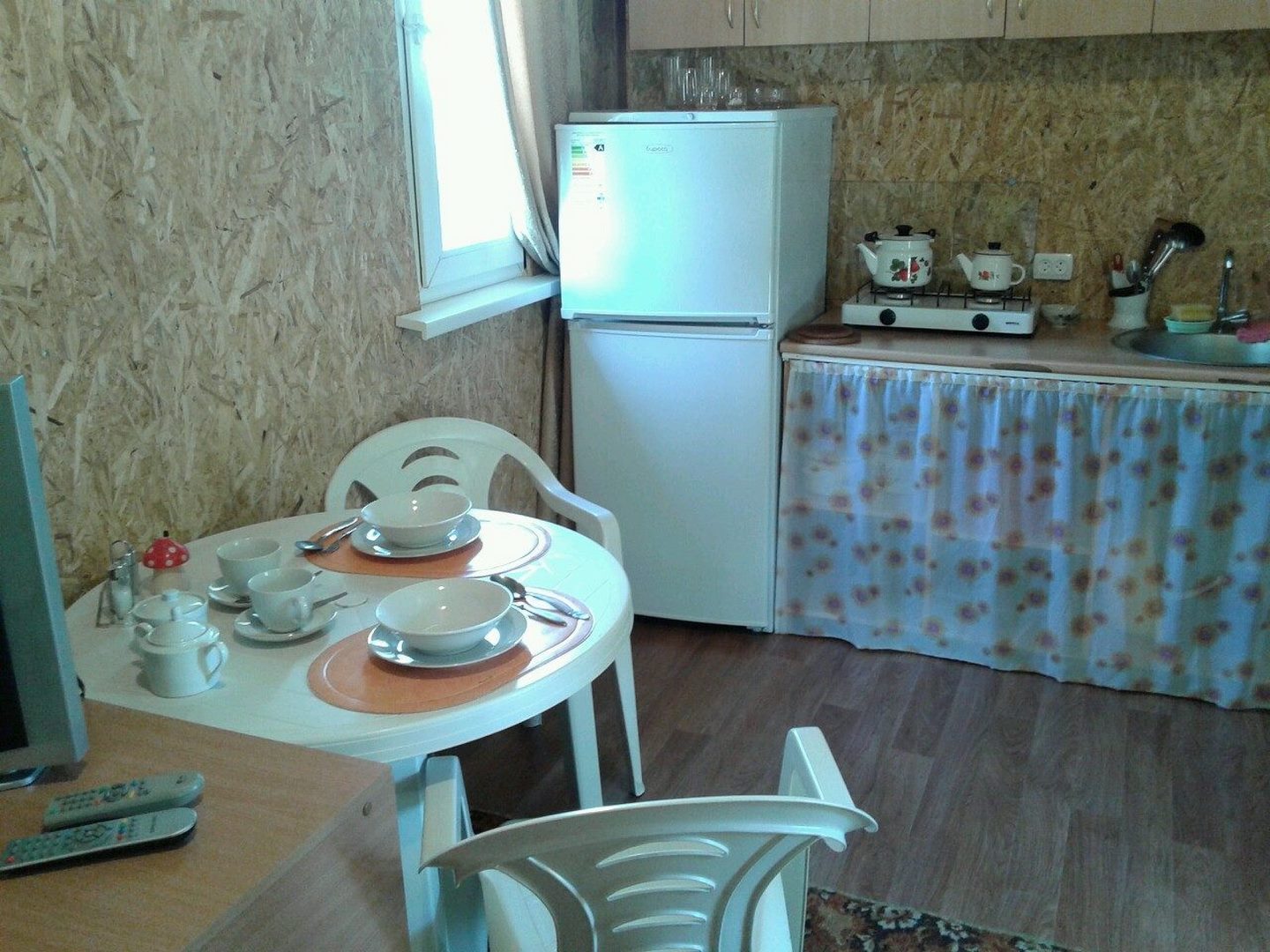 Дом № 3 за лагерем Саши Ковалева 2-х местный - Limpopo Travel в России